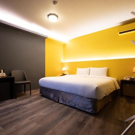 Motel 東旅驛棧 Jiaoxi Zewnętrze zdjęcie