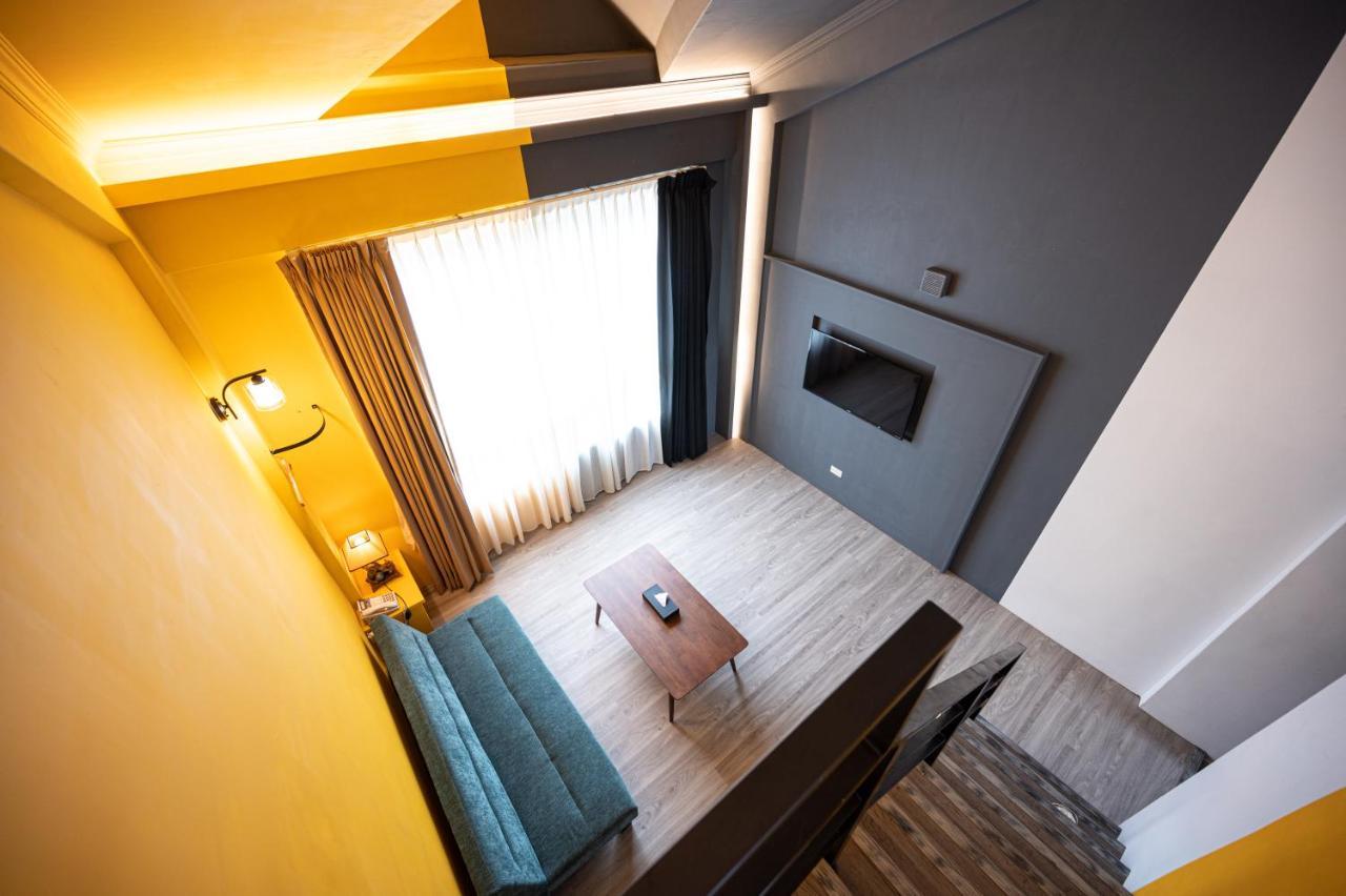 Motel 東旅驛棧 Jiaoxi Zewnętrze zdjęcie