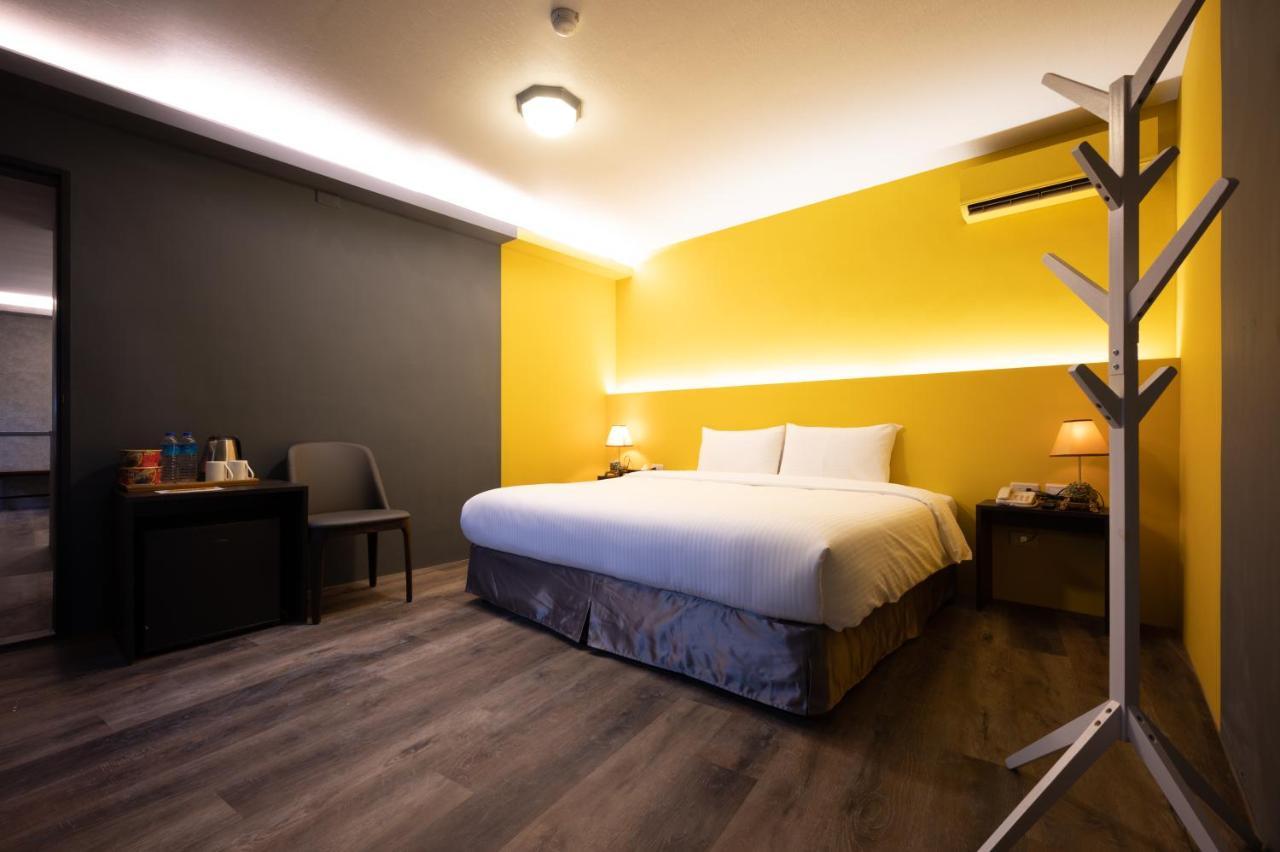 Motel 東旅驛棧 Jiaoxi Zewnętrze zdjęcie