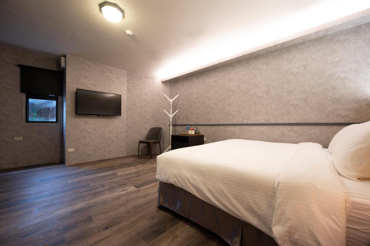 Motel 東旅驛棧 Jiaoxi Zewnętrze zdjęcie